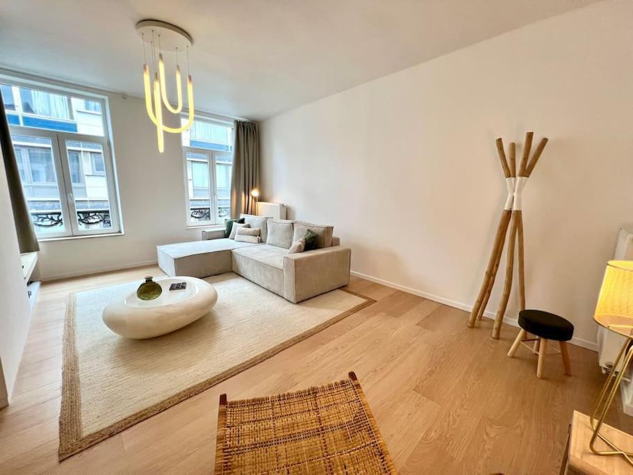 Duplex Chic Et Spacieux - Hypercentre リエージュ エクステリア 写真