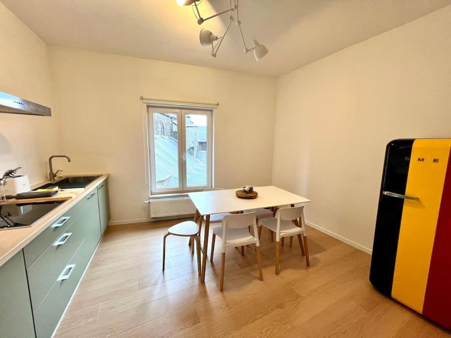 Duplex Chic Et Spacieux - Hypercentre リエージュ エクステリア 写真