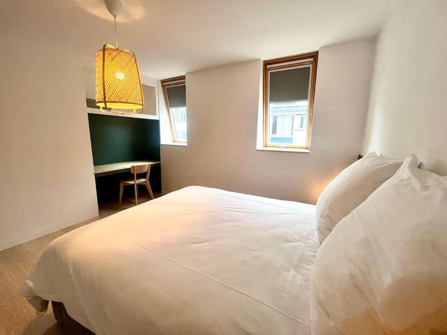 Duplex Chic Et Spacieux - Hypercentre リエージュ エクステリア 写真